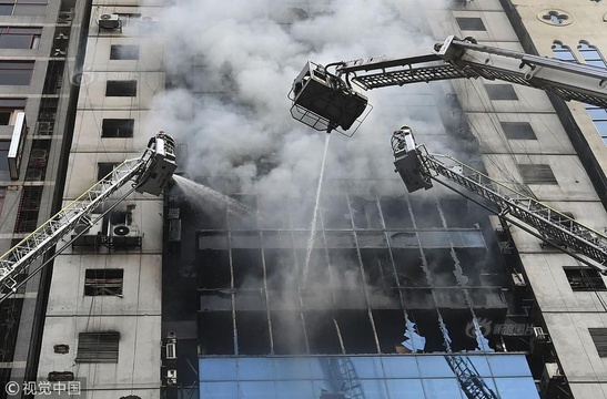 孟加拉国高楼发生火灾 已致19死73伤 第1页