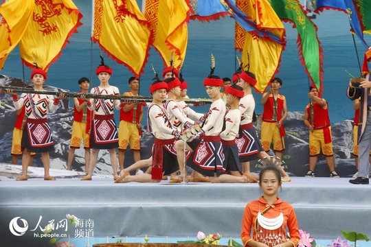 2018年海南七仙温泉嬉水节在保亭浓情开幕(4) 第4页