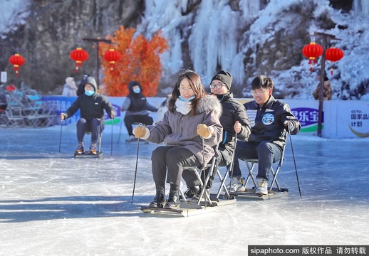 河北秦皇岛:冰雪旅游丰富市民文化生活 第1页