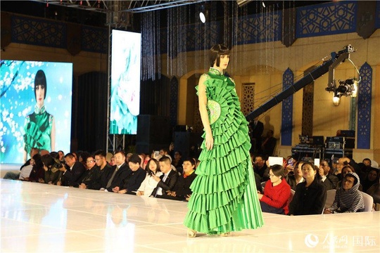 “丝路映像”中国时装艺术精品展在埃及举行 第1页