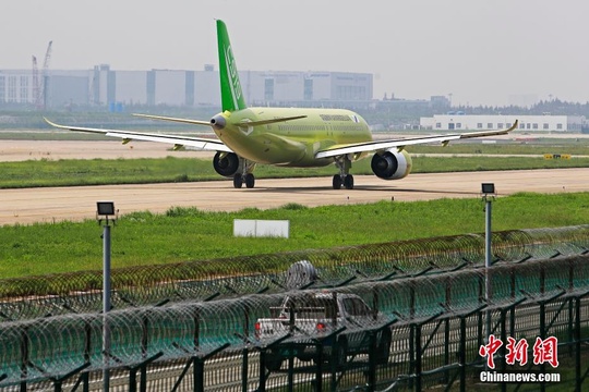 中国商飞C919大型客机第四架试飞飞机从上海转场东营(4) 第4页