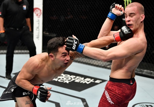 UFC格斗之夜:霍洛威VS凯塔尔精彩集锦(22) 第22页