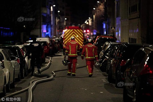 法国巴黎一8层建筑突发火灾 事故已致7人身亡 第1页