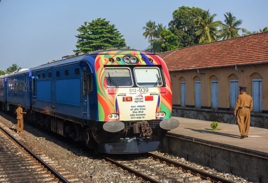 “一带一路”合作为斯里兰卡铁路史开启新篇章 第1页