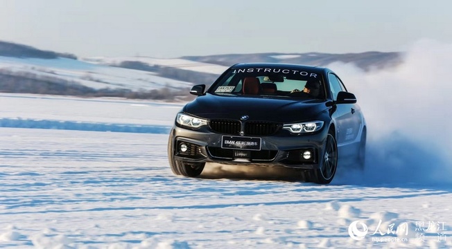 BMW全系产品阵列集结黑河 体验极地冰雪驾趣 第1页