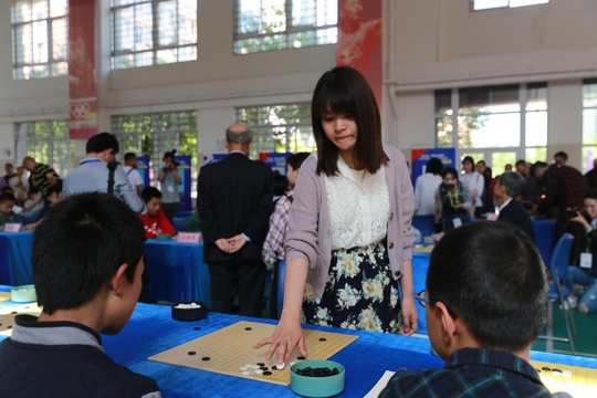 高清-围棋大师进校园活动走进合肥 大师小棋手同场竞技(12) 第12页