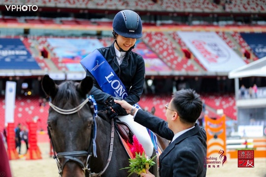 第九届浪琴表北京国际马术大师赛-宝马风尚赛精彩瞬间(19) 第19页