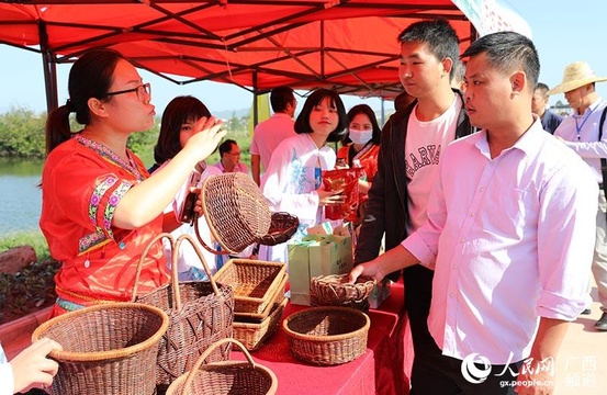 东兴市:鱼虾满仓人欢笑 撒网喜庆丰收节(7) 第7页