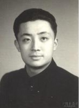 李小春