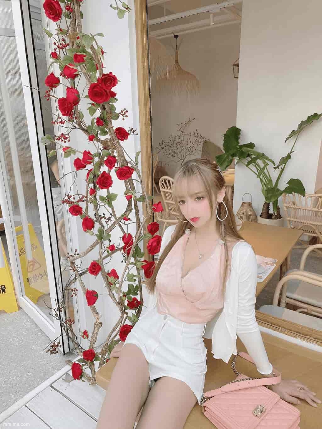 MX.002 过期米线线喵 9月微博无水印-美了么