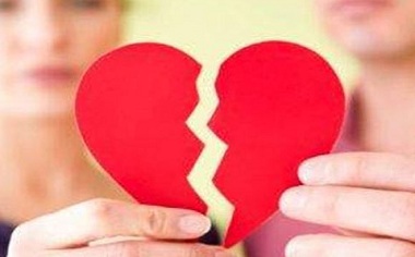 离婚时有一方不在场可以离婚吗