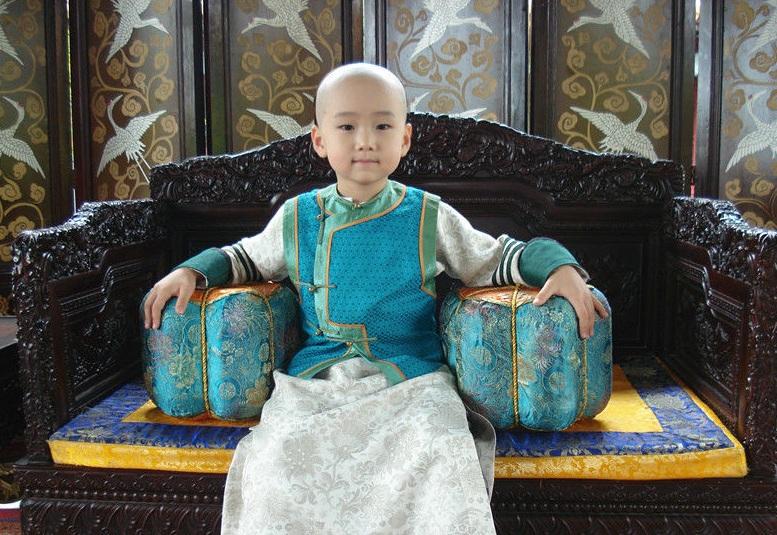 著名童星郑子寒祝福活宝档案