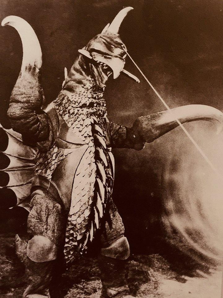 战龙哥斯拉之决战宇宙魔龙