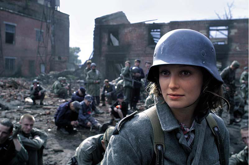 《帝国的毁灭》全集-高清电影完整版-在线观看