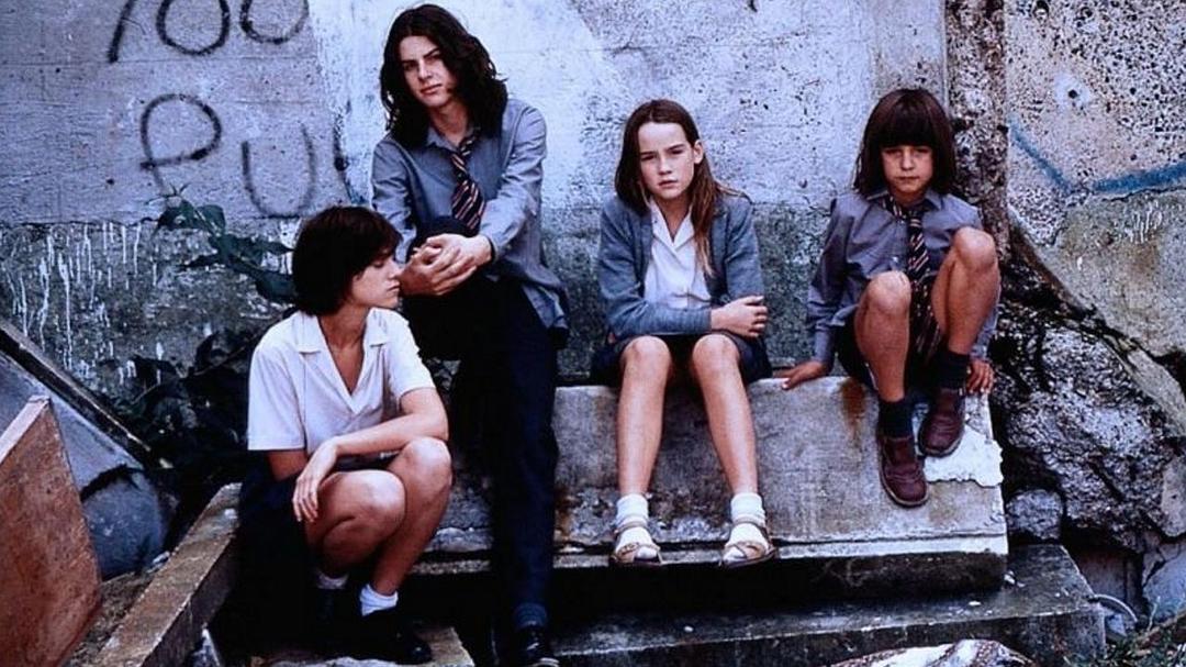 《水泥花园》-高清电影-完整版在线观看