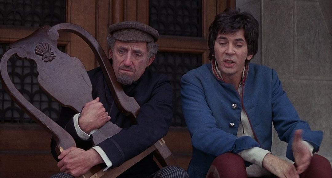 《12把椅子》-高清电影-完整版在线观看