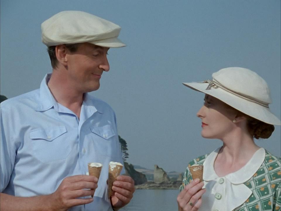 《悬崖山庄奇案》-高清电影