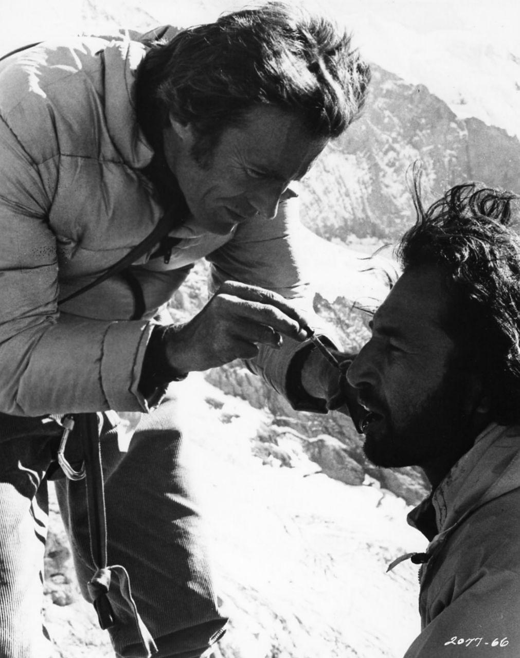 《勇闯雷霆峰》全集-高清电影完整版-在线观看