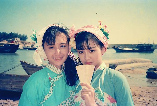 《双镯》-高清电影-在线观看