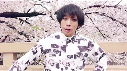 《女詐欺師と美人シンガーお熱いのはどっち？》高清电影完整版在线观看