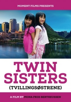 双胞胎姐妹剧照