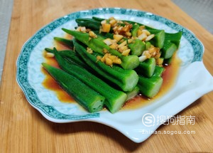 家常蚝油生菜 每日一食：五分钟上桌的『蚝油生菜』。