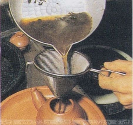西藏酥油茶的做法和配方 西藏酥油茶的制作方法