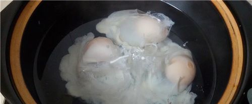 水煮荷包蛋怎么做才能完整? 水煮荷包蛋怎么做