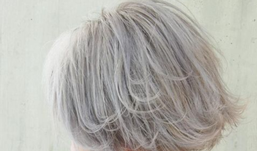 灰色头发怎么染配方 灰色头发怎么染