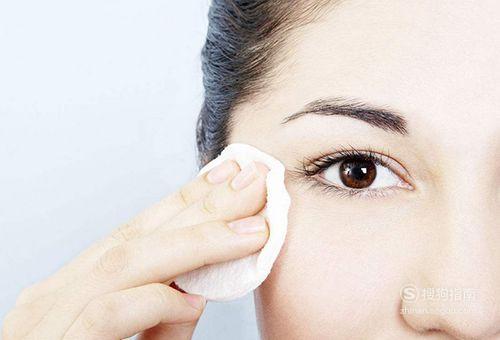 经常使用卸妆水对皮肤有伤害吗 长期使用卸妆水会对皮肤产生哪些危害？