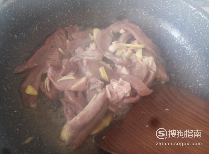 羊肉炒蘑菇的家常做法窍门 蘑菇炒羊心的家常做法优质
