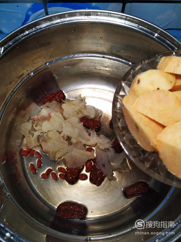红薯百合粥的做法和功效 怎样做美味的红薯百合红枣粥？优质