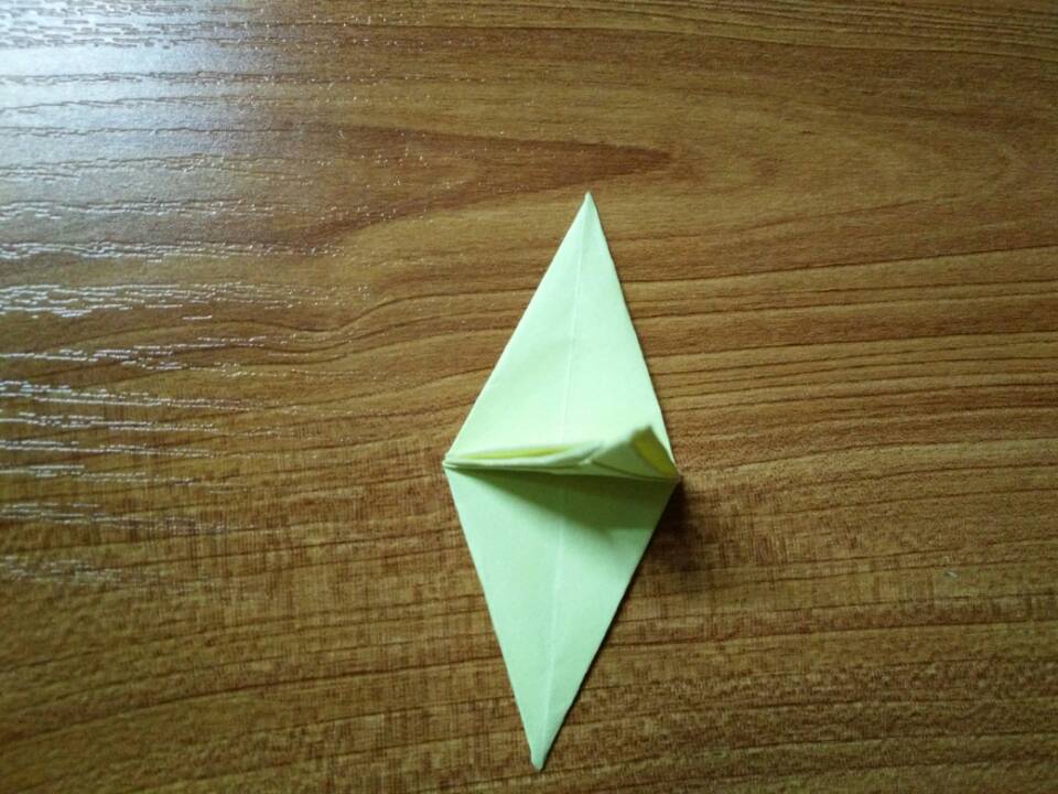 千纸鹤怎么折简单的千纸鹤怎么折 千纸鹤怎么叠？怎么折千纸鹤又简单又漂亮？